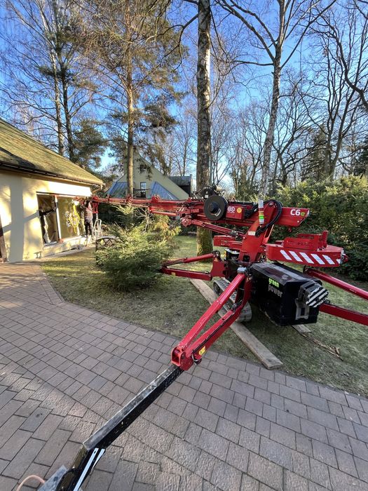 Mini żuraw dźwig z operatorem pająk montaż szyb płyt warstwowych okien