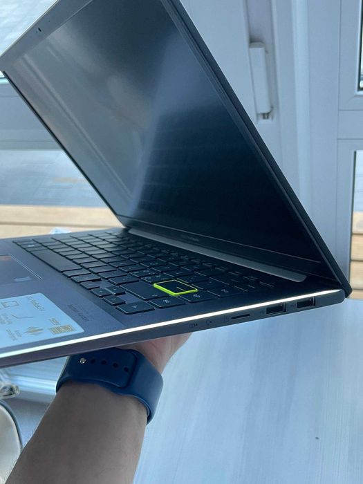 Стильний і сучасний ноутбук ASUS S433E.