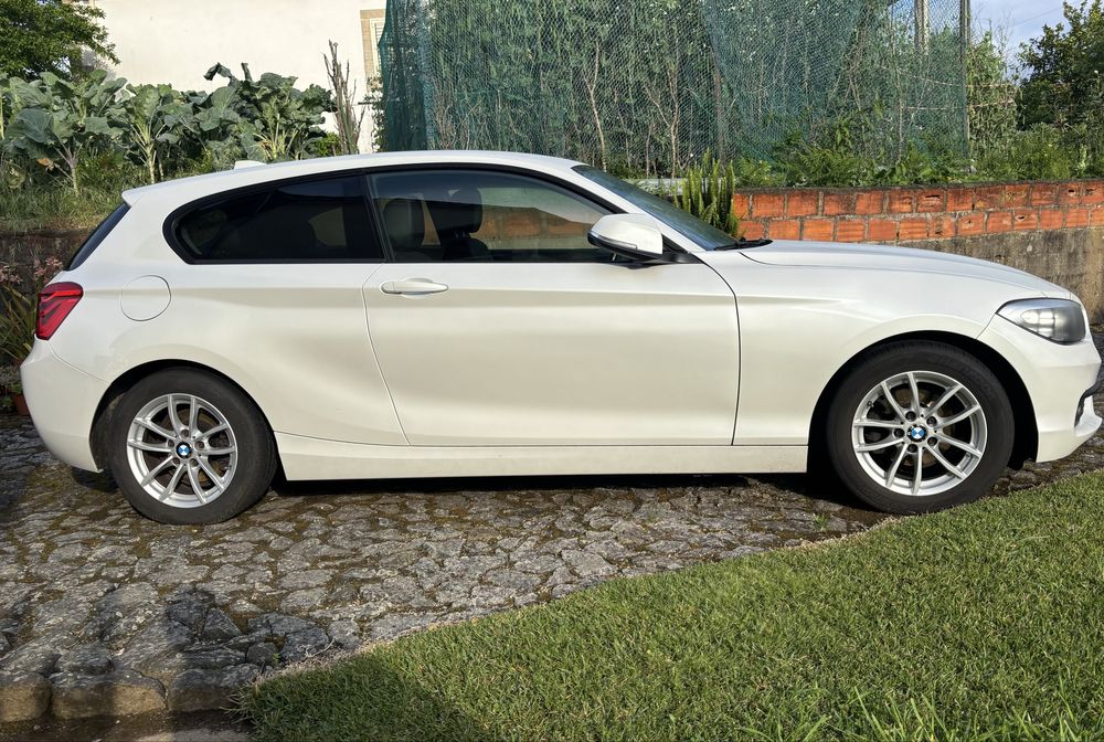 Bmw Serie 1 116d 3 portas Pérola