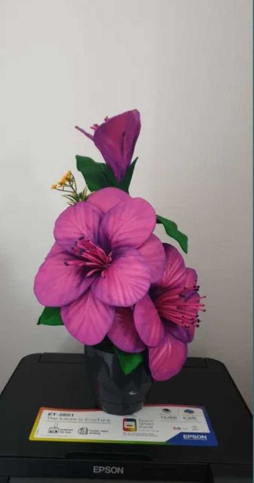 Arranjos florais feitos em E.V.A