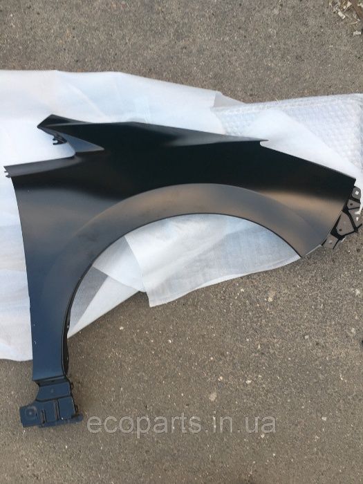 Крило  Nissan Leaf ZE1 2018-