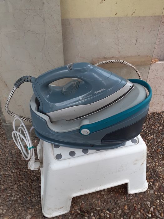 Ferro de engomar troia