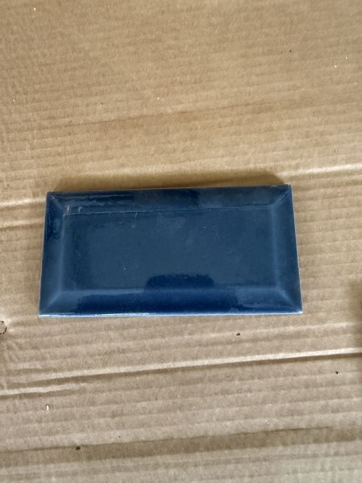 Venddo ceramica pequena viselada