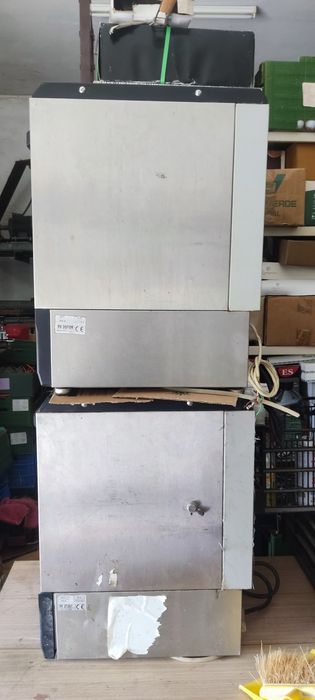 Máquina de lavar loiça, chávenas e copos industrial