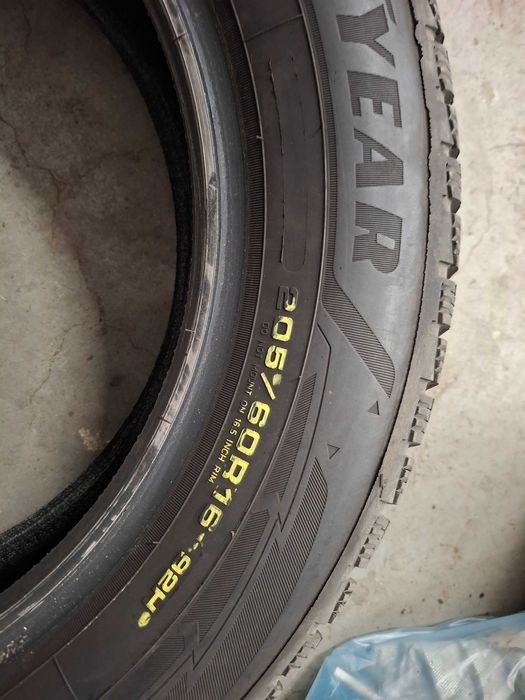 205/60r16 Goodyear opony używane 4szt