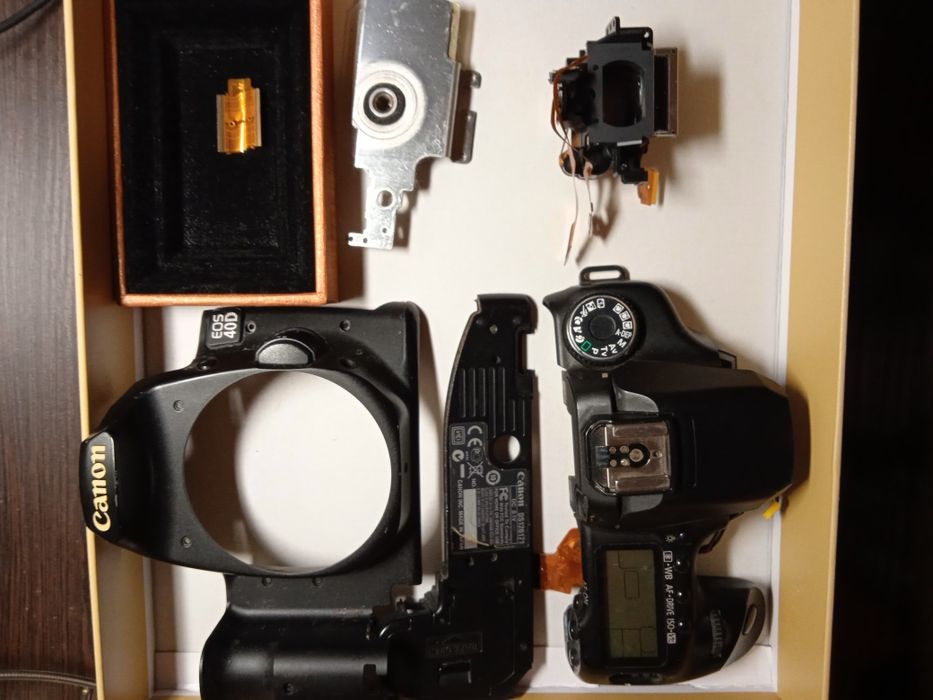 Продам на запчастини Canon 40d