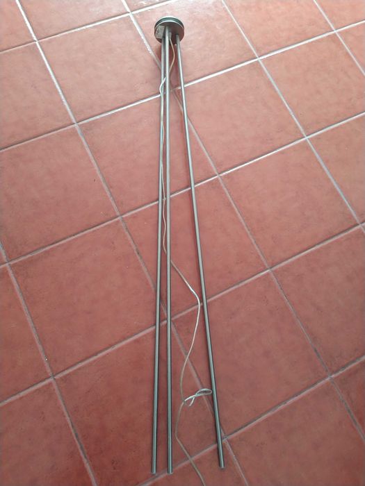 Candeeiro de pé ArtisForum