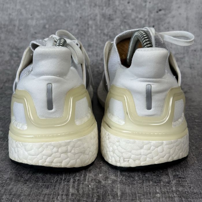 Жіночі Спортивні Кросівки Adidas Ultraboost 20