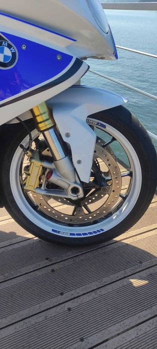 Bmw S1000rr com extras