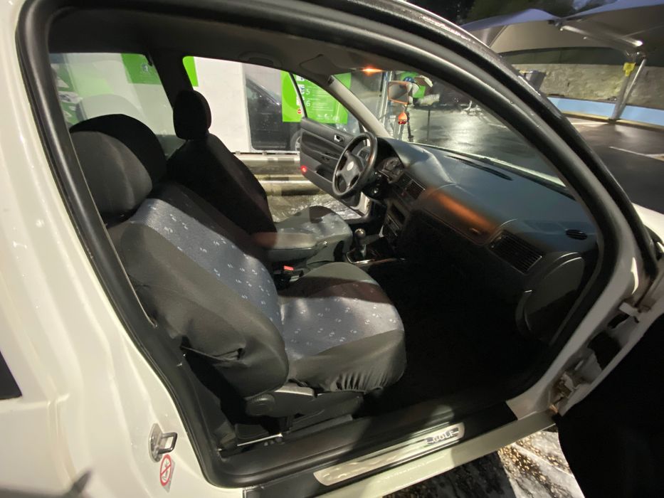 Golfe 4 comercial sdi