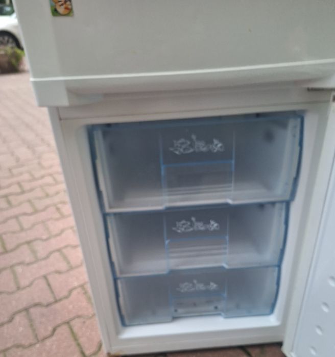 Sprzedam lodowke Beko