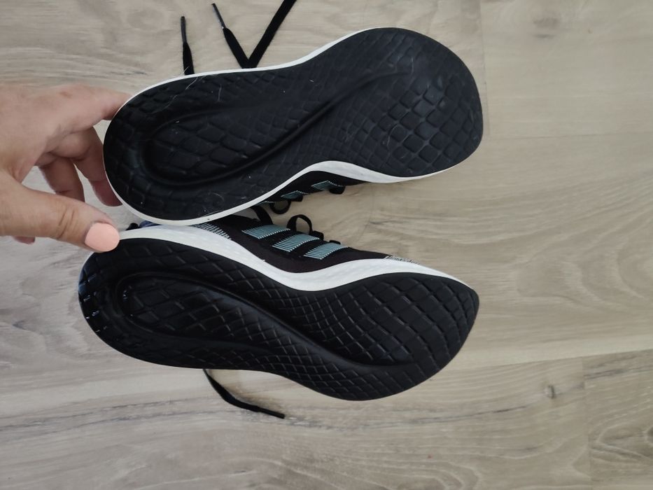 Buty sportowe Adidas unisex rozm.41