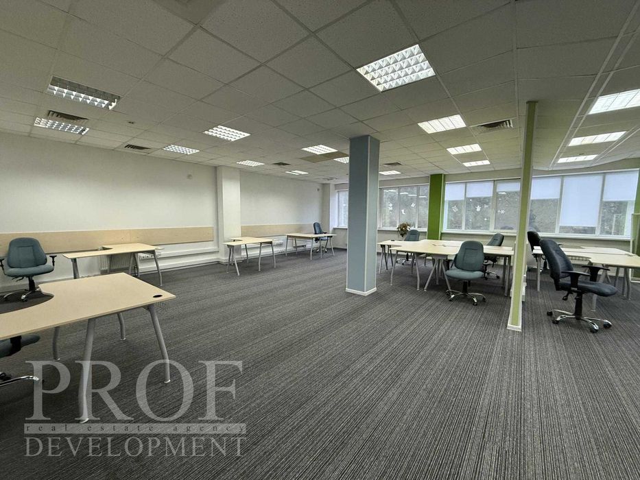 Оренда офісу в БЦ классу В (800 м2)