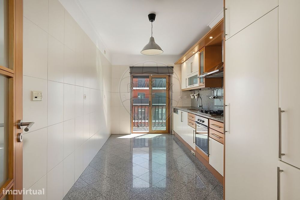 Apartamento T2 para arrendamento