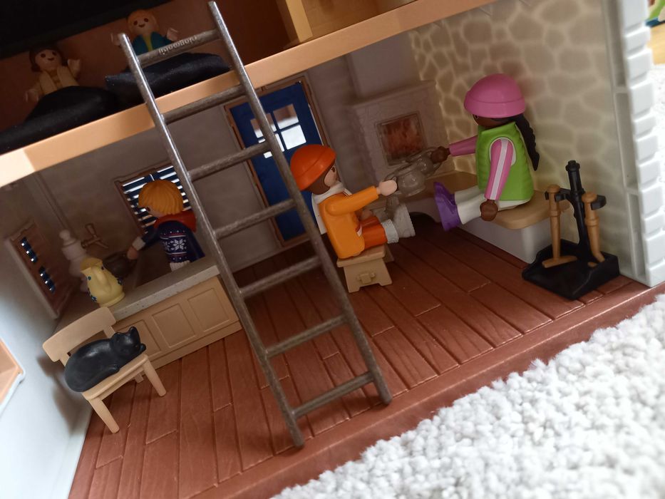 Playmobil Family Fun - Chata górska