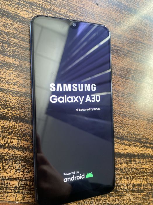 Samsung Galaxy A30