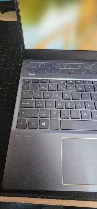 HP Pavilion 15 – i7 10ª Gen | SSD 512GB | NVIDIA | Windows 11 Pro