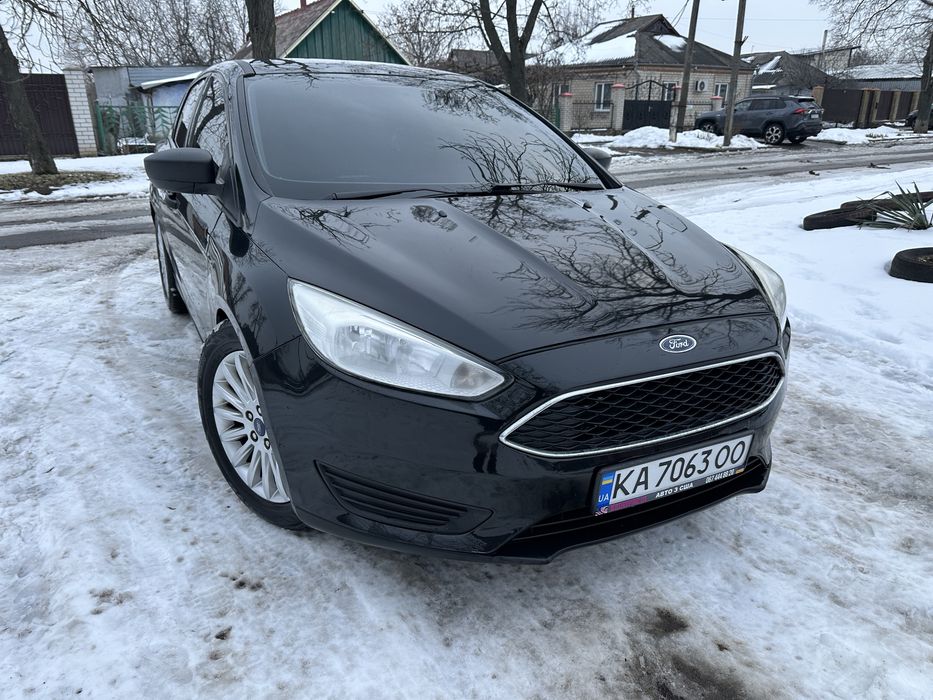 Форд фокус 2016 рік автомат 98 тис пробіг