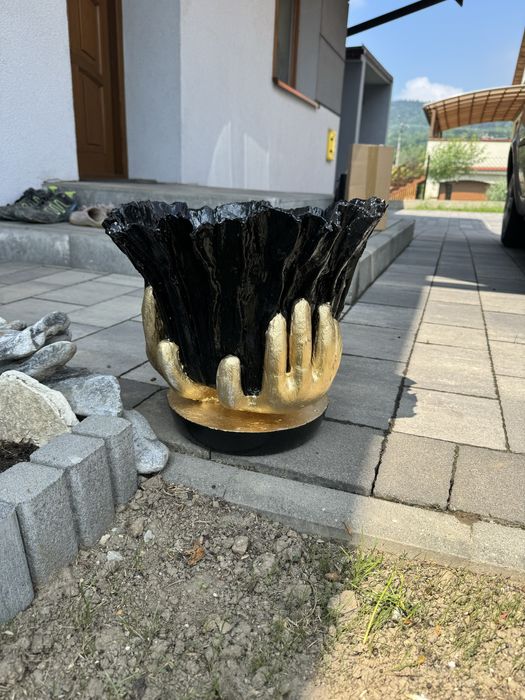 Ręcznie robione doniczki ogrodowe z betonu – unikatowe wzory