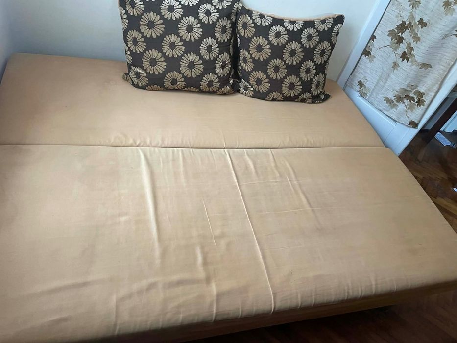Oddam dwie kanapy - używane, za darmo