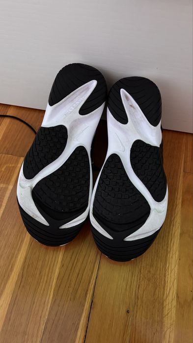 Кросівки nike zoom 2000