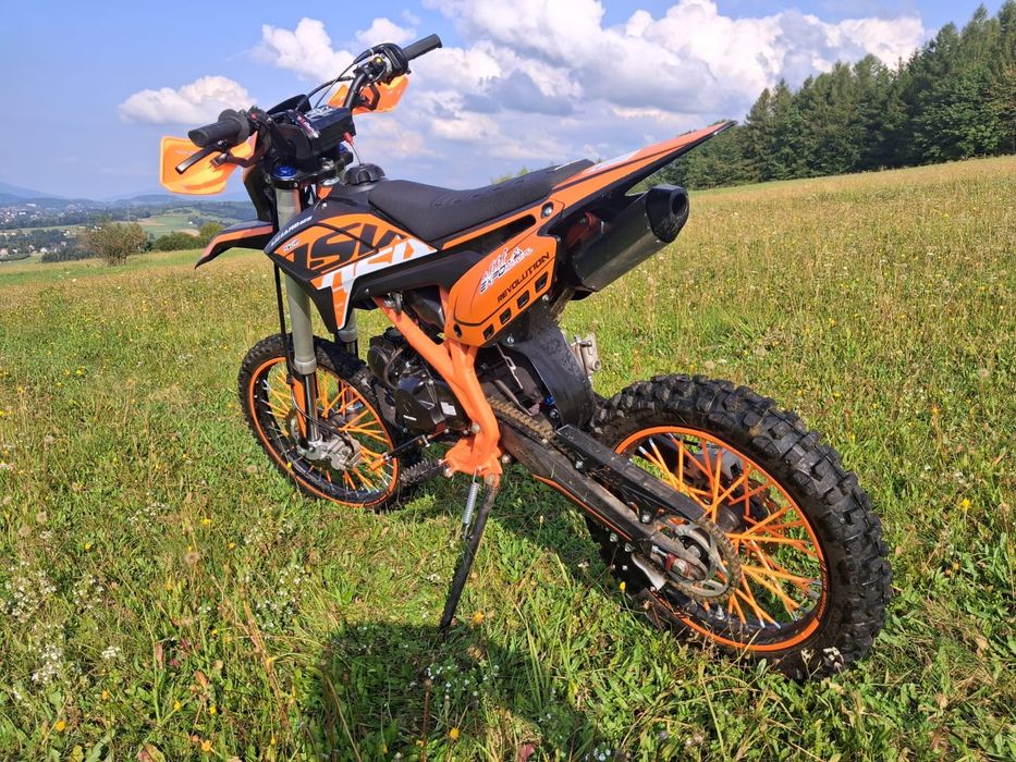 Cross asix lizzard 125