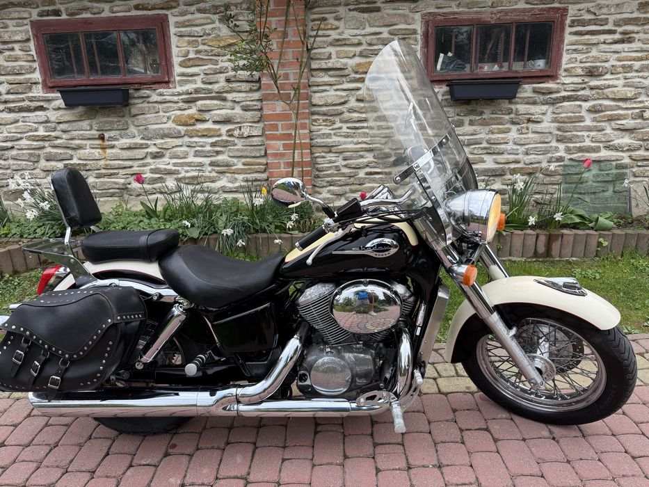Honda Shadow VT750 C2