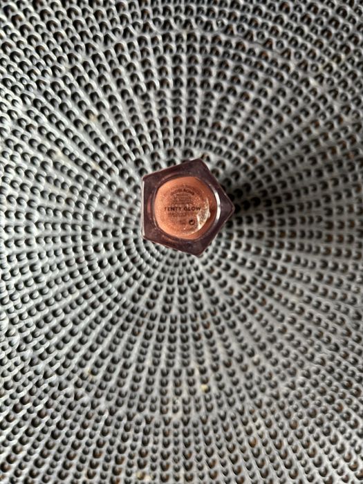 Fenty Beauty Gloss Bomb Fenty Glow