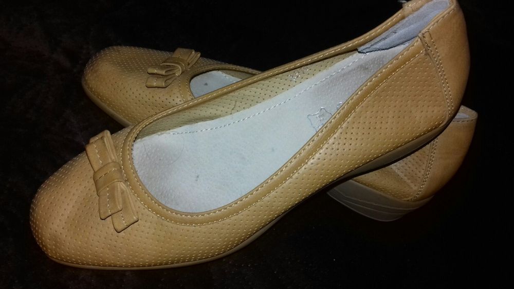 jak nowe buty ze skórzana wkładka r.40