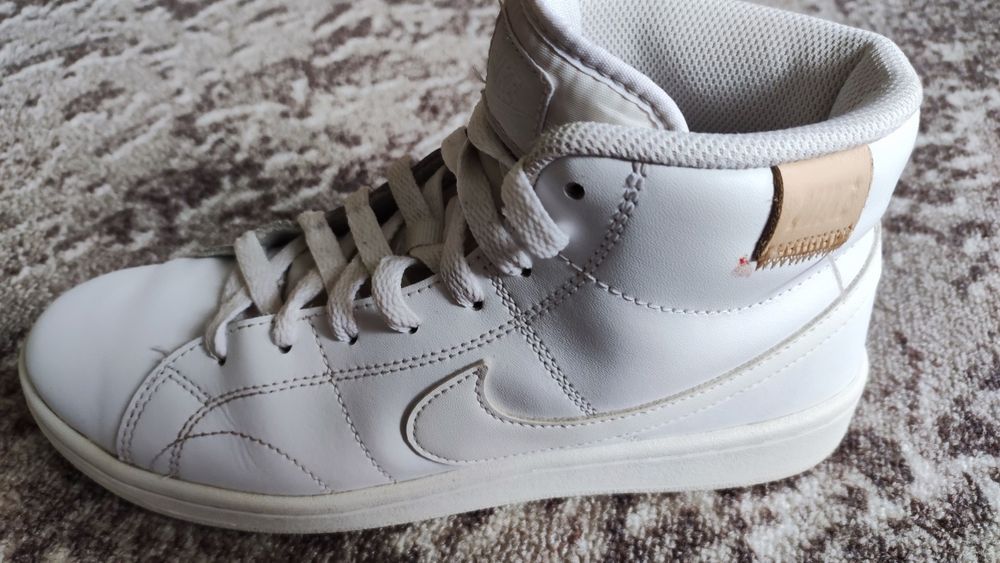 Кросівки Nike жіночі. 39розм. 25см