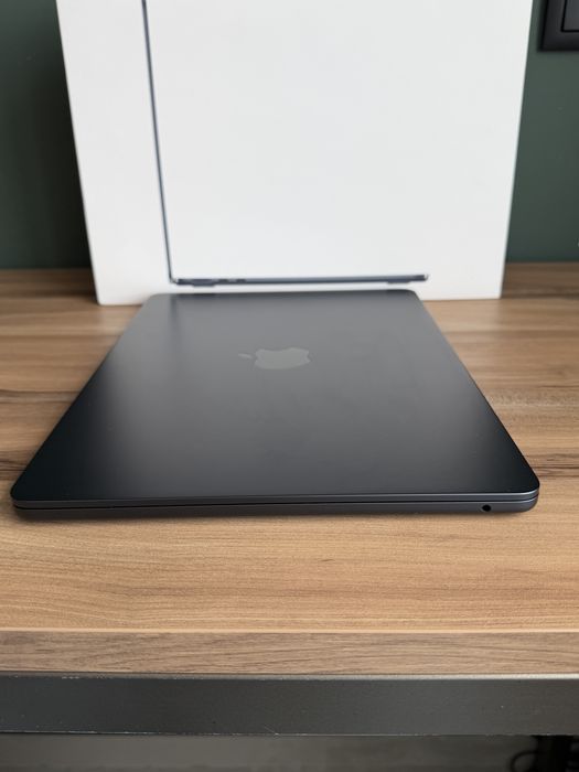 Macbook Air 13” M3 16Gb 512Gb C/Garantia ate 2027