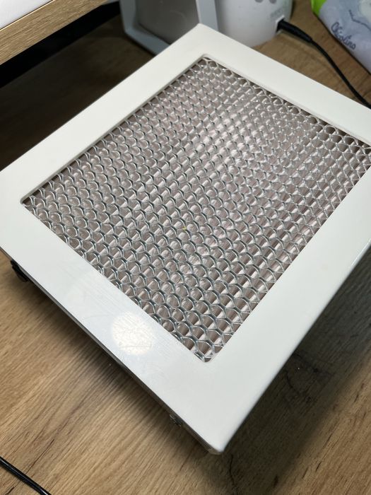 Манікюрна Витяжка AIRMAX з Фільтром у відмінному стані