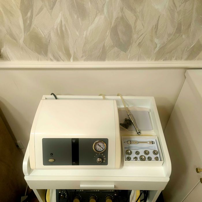 Equipamento Profissional de Estética:  Microdermobrasão (Excelente Estado)
