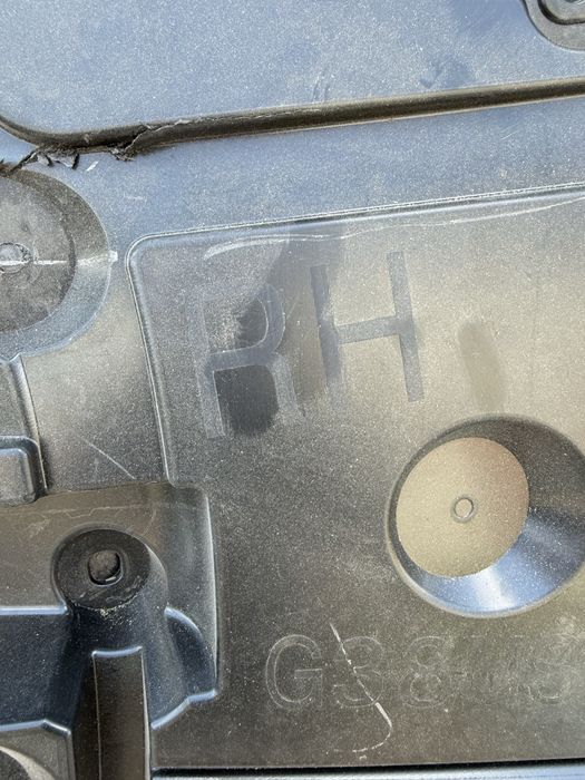 Кронштейн крепление заднего бампера BMW g30 g38