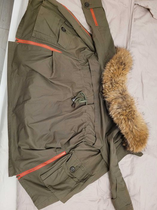 Parka ciemna zieleń futro z jenota M