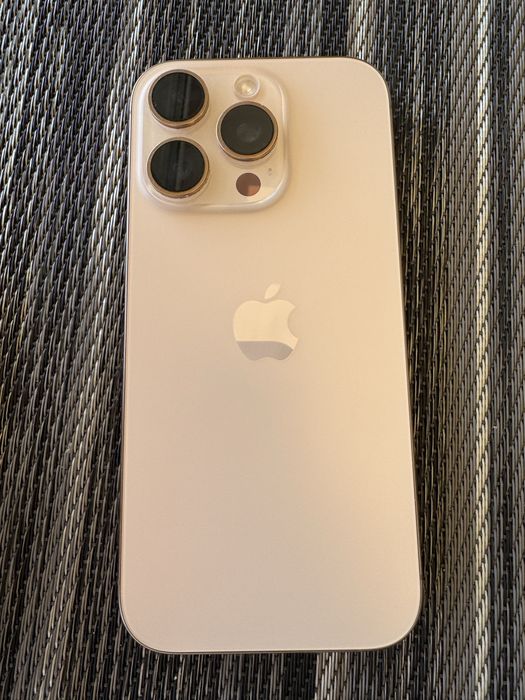 iPhone 16 Pro 128 GB — Starlight | Muito bom estado