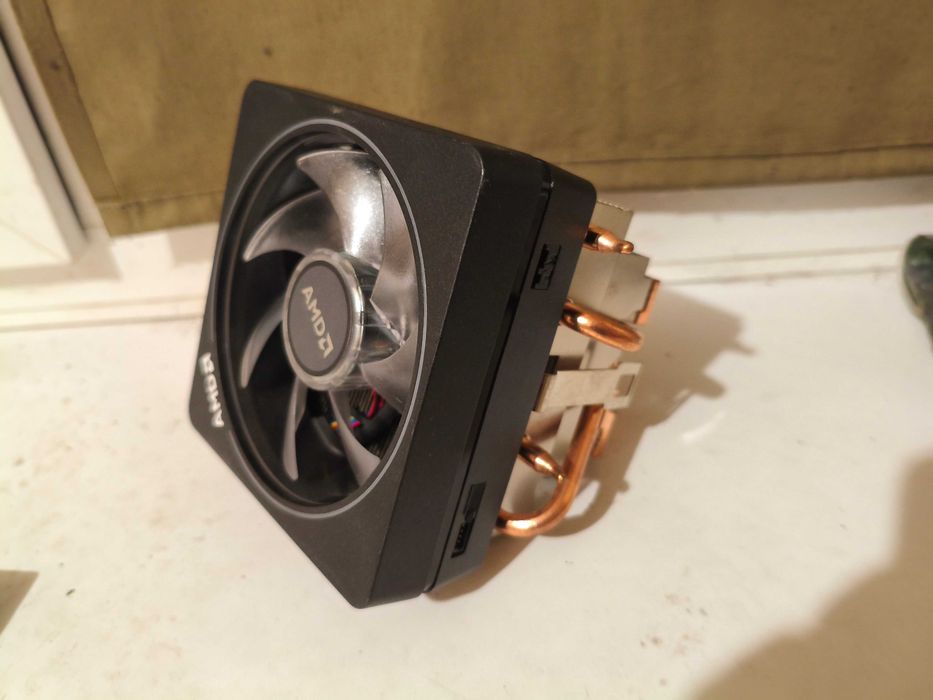 Кулер AMD Wraith Prism LED RGB