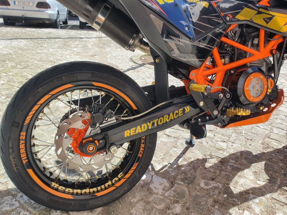Vendo Ktm 690 sm