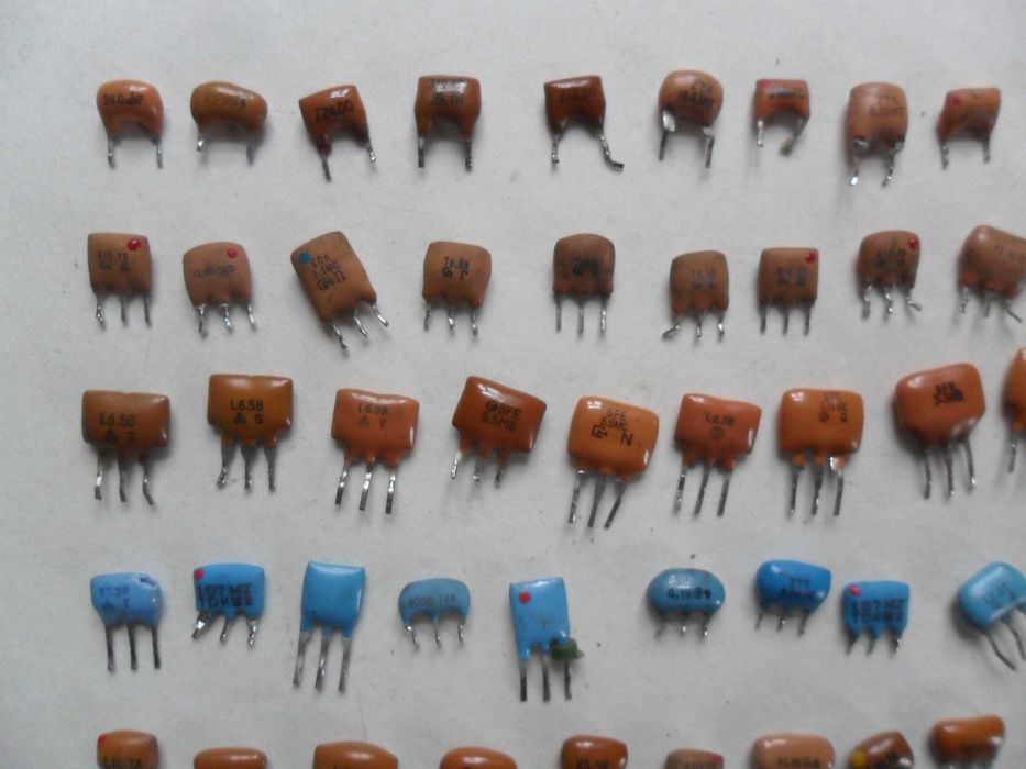 Кварцовий резонатор генератор (лот 60 штук)