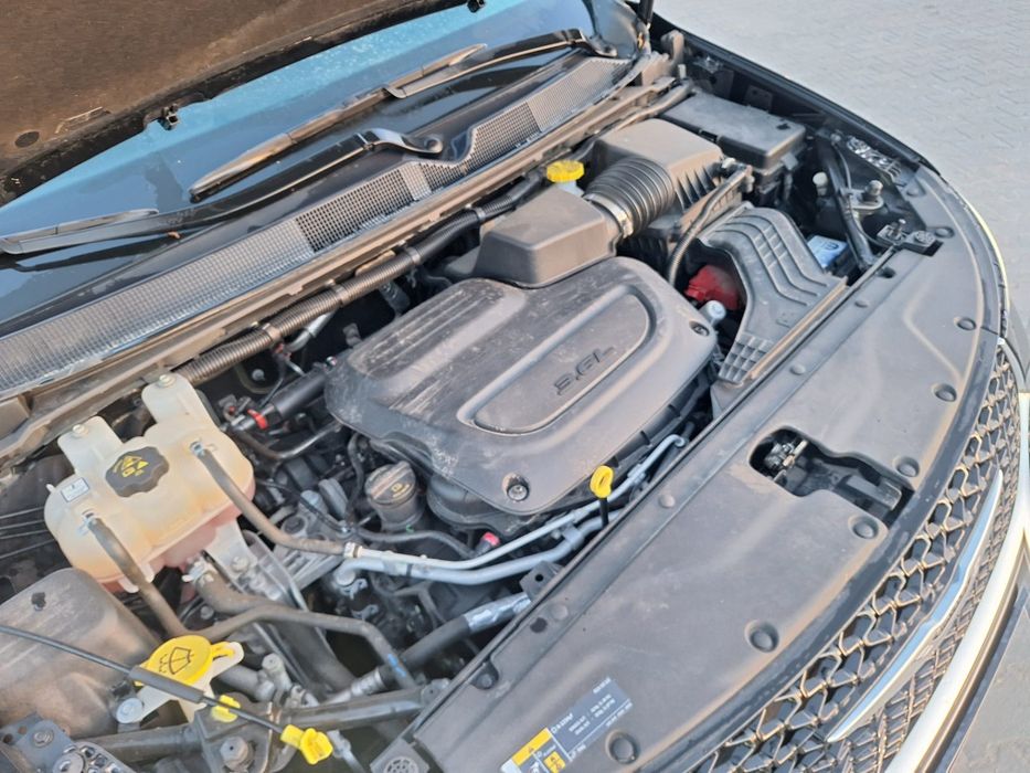 Chrysler Pacifica Limited 3.6 2023r