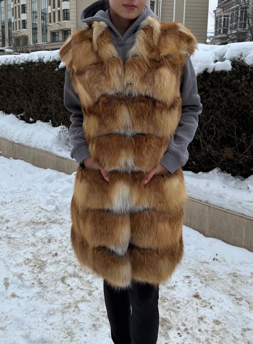 Жилет з хутра лисиці