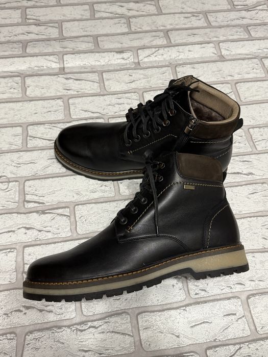 Зимові черевики чоловічі 44р