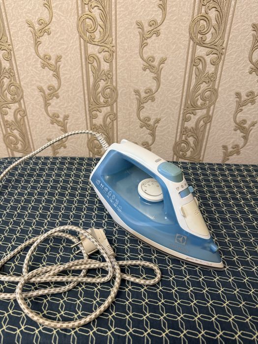 Утюг electrolux E5si2-4cb