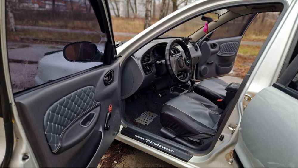 Део Ланос 1,5, газ бензин.