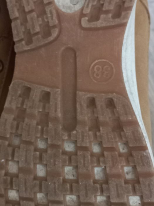 Buty chłopięce rozm. 38