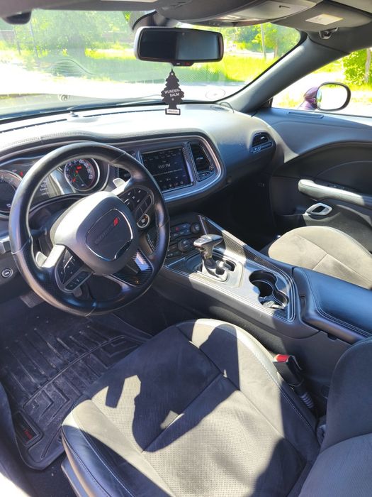 Dodge challenger