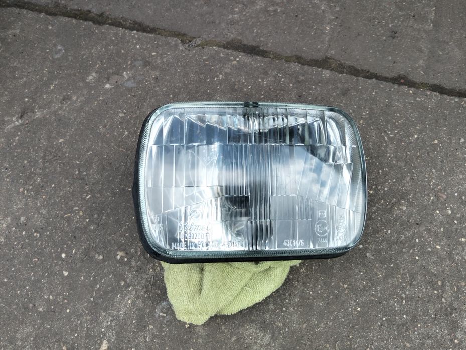 Reflektor przedni Fiat 126p