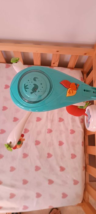 Móbile Chicco com projetor
