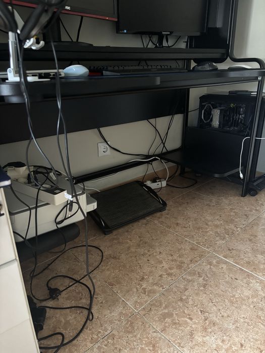 Mesa Fredde - gaming ikea