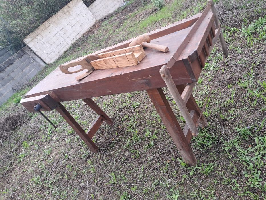 Balança vintage com pesos